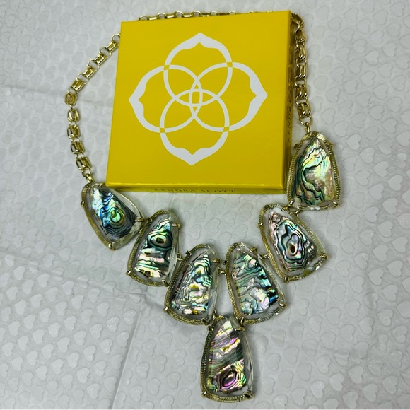 ABALONE SHELL HARLOW NECKLACE KENDRA SCOTT ✨ - Picture 6 of 16
